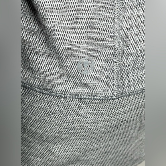 Lululemon Funnel Neck Full Zip Jacket, Gray and White Size 6 - Picture 6 of 10